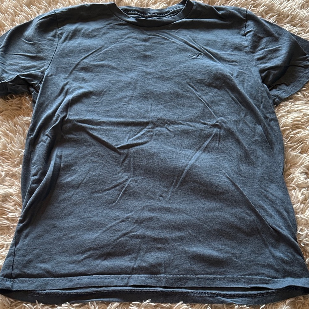 Hollister Core Fit Tee, size M.
